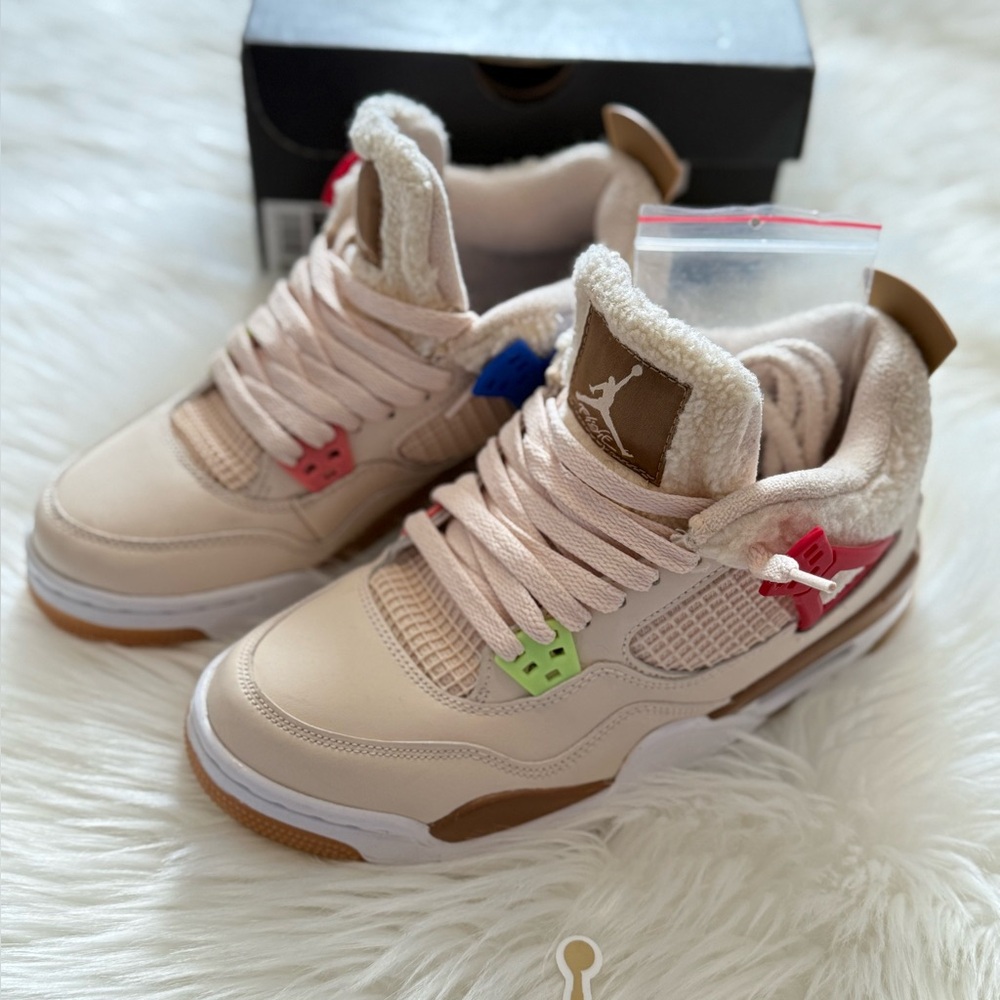 Air Jordan 4 Retro GS